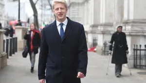 Британският министър на транспорта подаде оставка, призова за нов референдум 