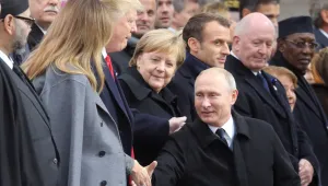 Тръмп и Путин са провели кратък разговор в Елисейския дворец