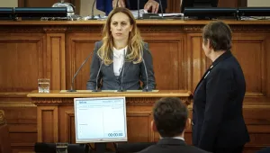 Вицепремиерът Марияна Николова: До 15 години затвор за киберпрестъпления в НК 