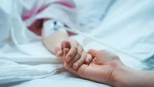 Дете е в критично състояние в болница: Майка му го измила с препарат за овце