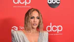 BTS, Хари Стайлс, Тейлър Суифт и Джъстин Бийбър сред победителите на Американските музикални награди