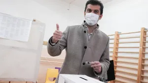 Партията на Кирил Петков категорично побеждава в Канада
