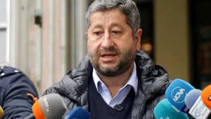 Христо Иванов: Вкарваме решението за военната помощ за Украйна в зала, без коалиционен съвет