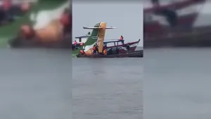 Пътнически самолет падна в езеро в Танзания 