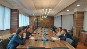 Изпълнителната и местната власт разговаряха за плана за детската болница