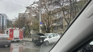 Тежка челна катастрофа в София (СНИМКИ)
