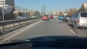 Верижна катастрофа на „Цариградско шосе“: Задръстването е километрично (СНИМКИ)