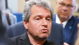 Тошко Йорданов пред ПП-ДБ: Без промените в Конституцията нямаше да има два кабинета на Пеевски