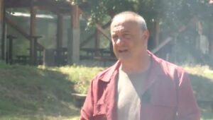 "Още от Бягство към победата": Краси разсъждава на тема "епилация"