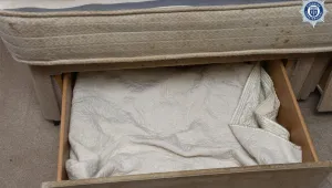 7 г. и половина затвор за майка, държала детето си в чекмедже три години