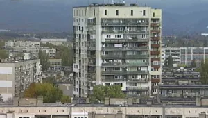 Откриват обновен панелен блок в „Младост” 