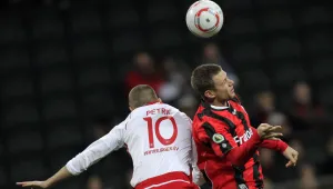 Айнтрахт (Франкфурт) разгроми Хамбургер с 5:2 за купата на Германия