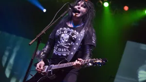 4000 рок маниаци дивяха с W.A.S.P.!