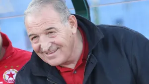 Вижте групата на ЦСКА за лагера в Анталия