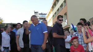 Джипът на Борисов ударен отзад, премиерът настъпил рязко спирачките