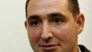 Бивш сръбски министър разследван заради оптика до България