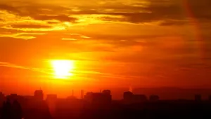 Топла събота с температури до 15°