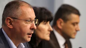 БСП заподозря президента в изпълнение на правителствена поръчка за референдума