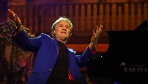 Клайдерман избра оркестъра на Classic FM за три концерта във Финландия