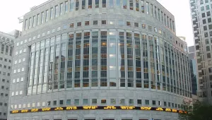 Ройтерс съкращава 5% от служителите си