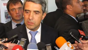 Плевнелиев: Позволихме доверието към институциите да падне до дъното