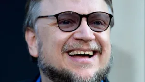 Гилермо дел Торо продължава 