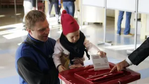 Опозиционната партия „Съгласие” поведе на изборите в Латвия