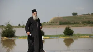 Църквата награди отец Иван, вече е архимандрит