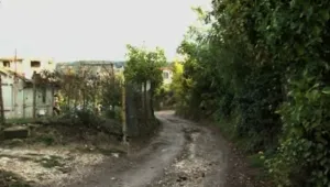 Бунт и пътна блокада заради лош път във Варна