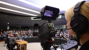 И в Европарламента гласуват с чужди карти