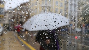 48 часа опасни валежи: Оранжев код в Южна България
