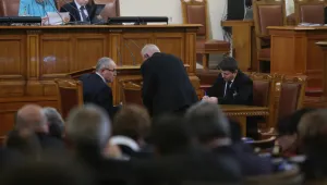 Претенции за 22-те парламентарни комисии