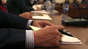 Празен чек за спасяването на фалирали банки