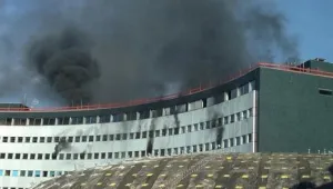 Пожар избухна в сградата на общественото радио в Париж