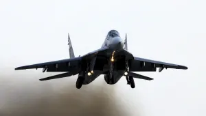 Каракачанов обвини в саботаж украинската компания, блокирала ремонта на изтребителите ни