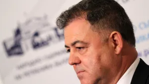 Проверяват Николай Ненчев и Румен Овчаров за незаконно имущество