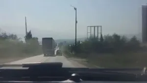 Свидетелски разказ на шофьора, заснел опасния ТИР на пътя