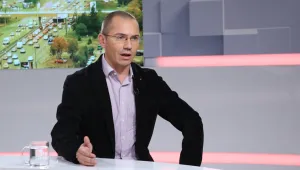 Ангел Джамбазки: Нелегалните мигранти не трябва да бъдат връщани и заселвани у нас
