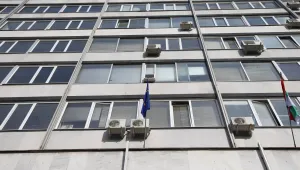 Кой е ректорът на МУ? Зависи кого питате
