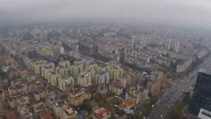 Край на шарените блокове в София