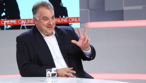  Служебният министър няма време за реформи, но може да направи беля