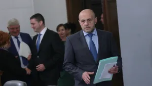 Томислав Дончев: Кучето ми има роднини и в митниците, и в МВР