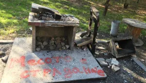Вандали унищожиха барбекютата в пловдивския парк „Лаута”