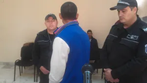 Започна делото срещу гимназиста, пребил с кол свой учител