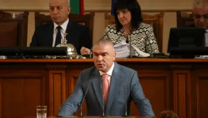 Марешки с ултиматум: Оставки на Симеонов и Каракачанов или ВОЛЯ няма да се регистрира за кворум в НС