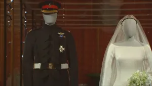 Изложиха сватбената рокля на Меган Маркъл