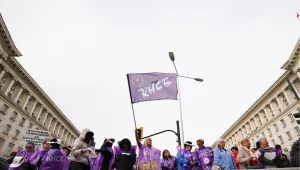 КНСБ и „Подкрепа” обсъждат протест срещу новата идея за болничните