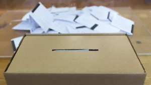 Гласуване в чужбина: Първи са сънародниците ни в Нова Зеландия,  последни – в САЩ
