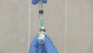 Започва имунизацията срещу COVID-19 в САЩ