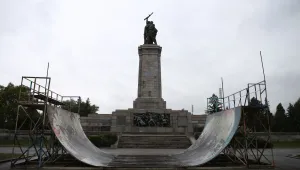 Правителството с решение по казуса с Паметника на Съветската армия